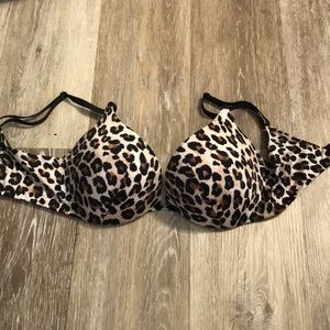 Victoria’s Secret, 32D So Obsessed